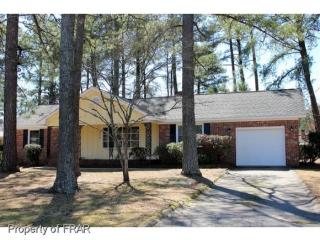 976 Dandridge Dr, Fayetteville, NC 28303-5663
