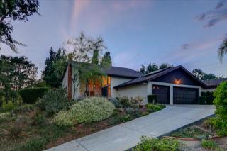 1345 Court Ter, Pasadena, CA 91105-2206