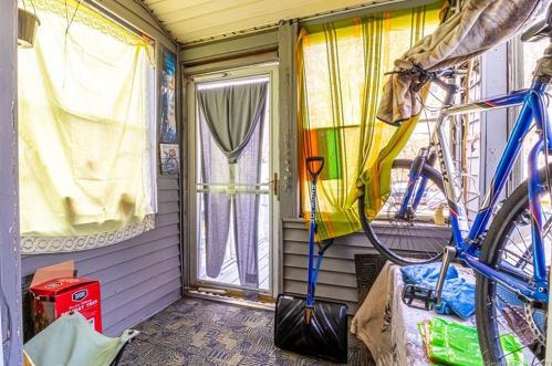 28 Oak St, Norwich CT  06360-5111 exterior