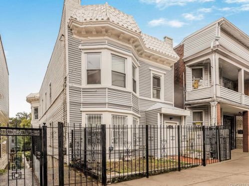 290 Reservoir Pl, Bronx, NY 10467-2502