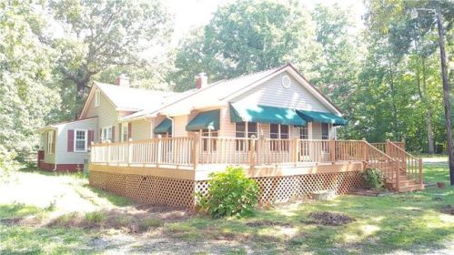626 Old Glencoe Rd, Burlington, NC 27217-8296