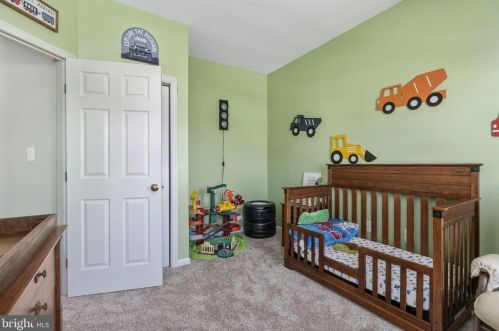 6029 Hot Spring Ln, Fredericksburg VA  22407-3708 exterior