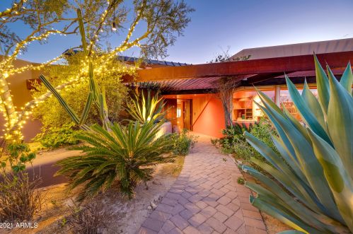 10050 Jopeda Ln, Scottsdale, AZ 85255-3748