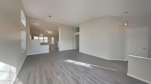 1651 Dillon, Mesa, AZ 85209-4698