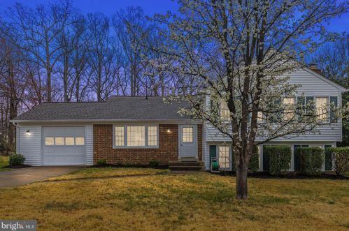 12205 Redwood Ct, Woodbridge, VA 22192-1611