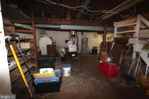 373 Concord Rd, Glen Mills PA  19342-1403 exterior