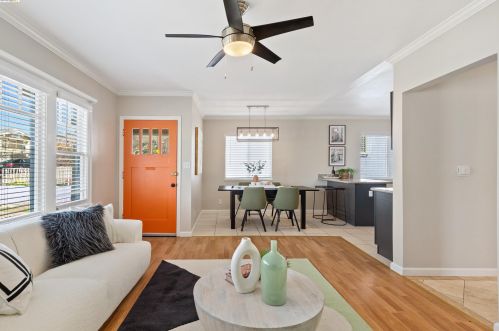2624 77th Ave, Oakland CA  94605-2814 exterior