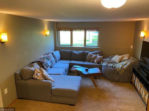 120 Meadow Dr, Hudson WI  54016-1100 exterior