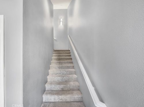 31889 Calle Luz, Temecula CA  92592-3930 exterior