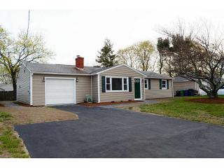 84 Inez Ave, Warwick, RI 02886-7918