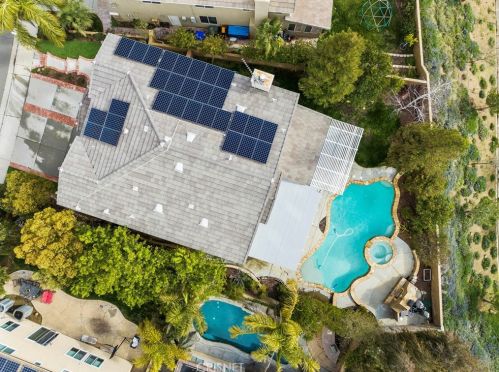 27836 Mariposa Ln, Santa Clarita CA  91384-4114 exterior