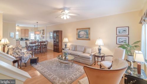 993 Liberty Ct, Lansdale, PA 19446-6542