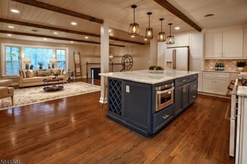 601 Mine Brook Rd, Bernardsville, NJ 07924-1914