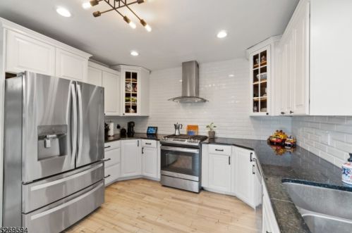 303 Nutley Ave, Nutley NJ  07110-2435 exterior