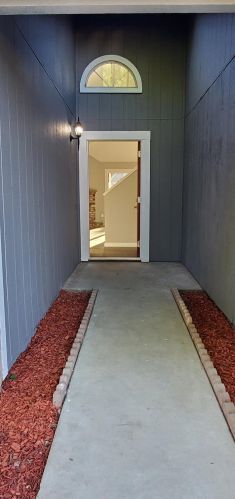 2417 Orchard Park Way, Modesto CA  95355-9254 exterior