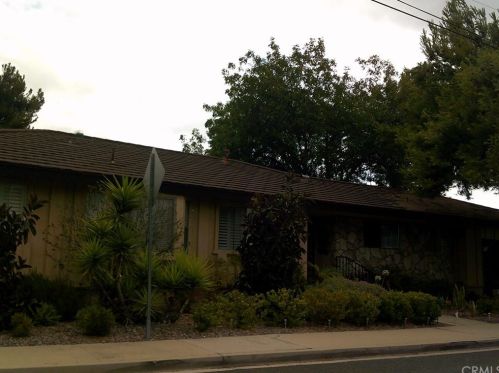 361 Murray Dr, El Cajon, CA 92020-4114