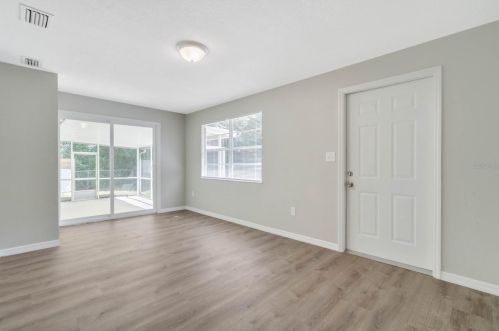 645 Stone St, Deland FL  32720-3244 exterior