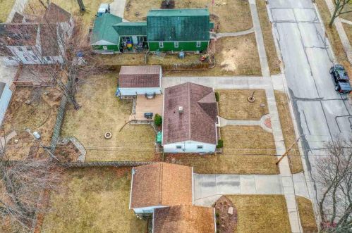1220 8th St, Green Bay, WI 54304-2367