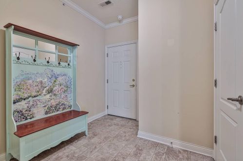451 Ivy Ridge Dr, Newport, KY 41076-8843