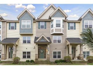 3530 Hazel Trl, Saint Paul, MN 55129-8326