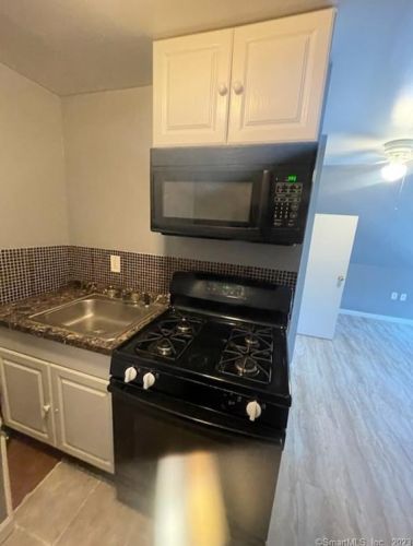269 Laurel Ave, Bridgeport CT  06605-1178 exterior