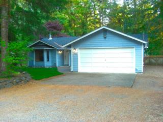 7413 Lucinda Ct, Olympia, WA 98512-9399