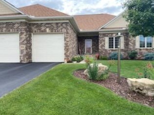 466 Canyon Blvd, Hudson, WI 54016-7729