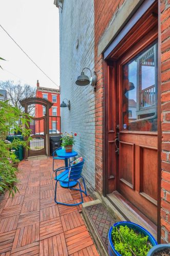 1436 Apjones St, Cincinnati OH 45223-1803 exterior