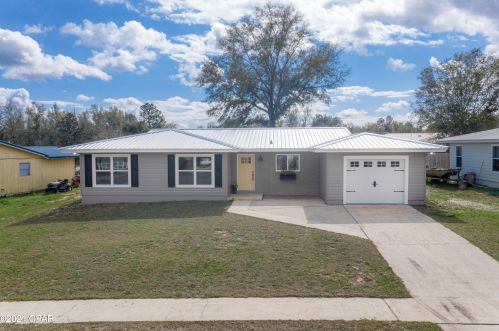 1805 Ulmer Ln, Sunny Hills, FL 32428-3158