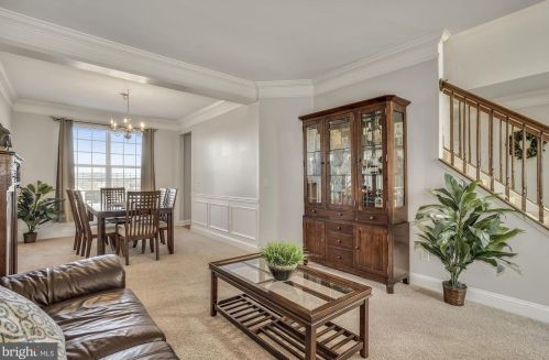 13503 Eagles Rest Dr, Leesburg VA 20176-5035 exterior