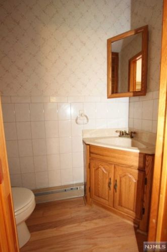 434 Harristown Rd, Ridgewood NJ  07452-2836 exterior