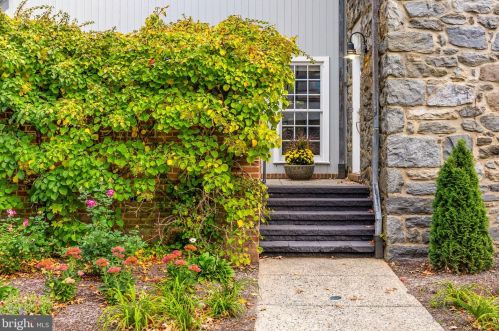 20 Rockland Falls Rd, Rockland, DE 19732-2910