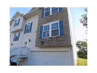 221 Mountain Dr, Collier Township, PA 15106-2267