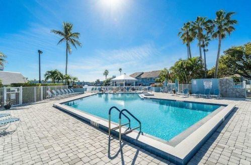 1221 Ocean Dunes Cir, Jupiter FL  33477-9150 exterior