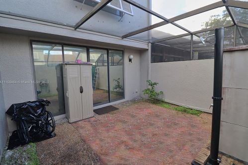 11209 14th Ct, Hollywood FL  33026-2660 exterior