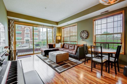 3310 Nicollet Ave, Minneapolis, MN 55408-4495