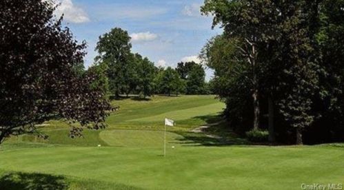 142 Garth Rd, Scarsdale NY  10583-3758 exterior