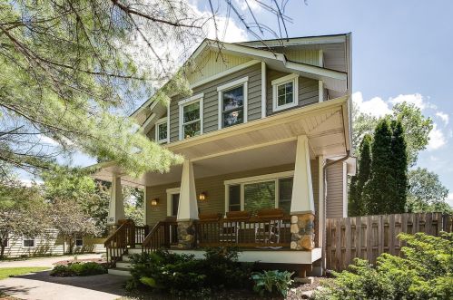 166 Hanson Rd, Saint Paul, MN 55115-1719