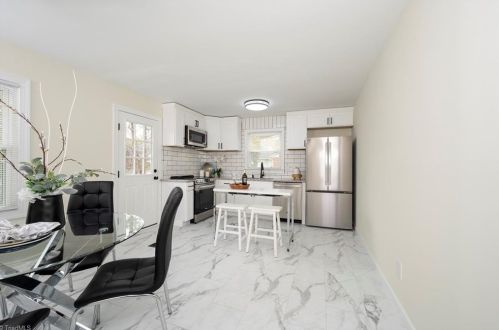 2601 Daye Dr, Greensboro NC  27406-6205 exterior