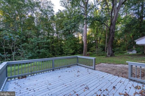 5828 James Madison Pkwy, Owens VA  22485-5352 exterior