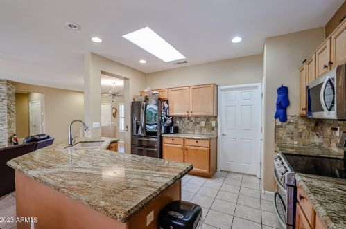 17979 Petrified Forest Dr, Sun City AZ 85374-6285 exterior