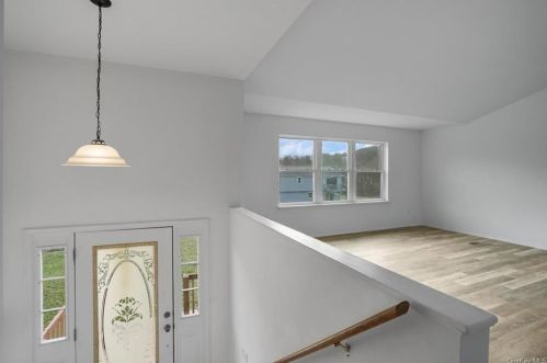 212 Bingham Rd, Marlborough, NY 12542-5901