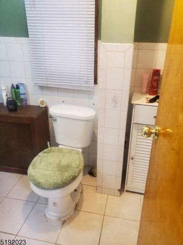 69 New York Ave, Newark NJ 07105-1210 exterior