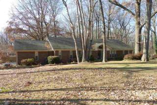 7781 Deer Lake Dr, Millington, TN 38053-5109