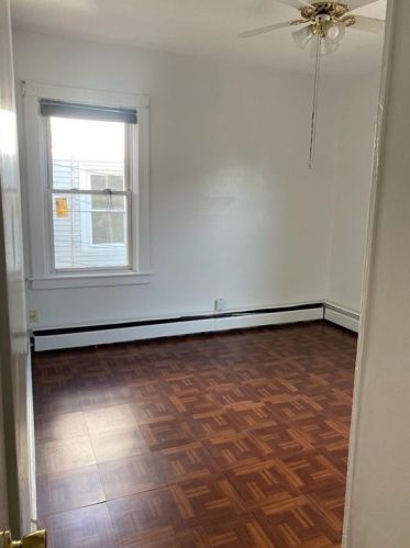 28 Tuxedo Ave, Providence RI 02909-2439 exterior