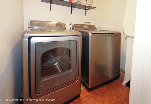 3402 James Ct, Middletown NJ  07748-3470 exterior