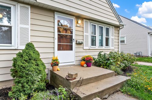 4118 Herman St, Milwaukee, WI 53207-5118