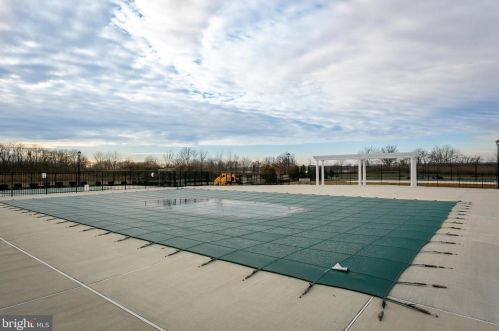 332 Lisa Way, Riverton NJ  08077-1548 exterior