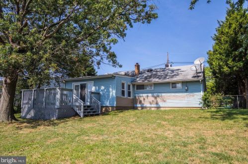 1111 Cooper St, West Deptford NJ  08096-3077 exterior