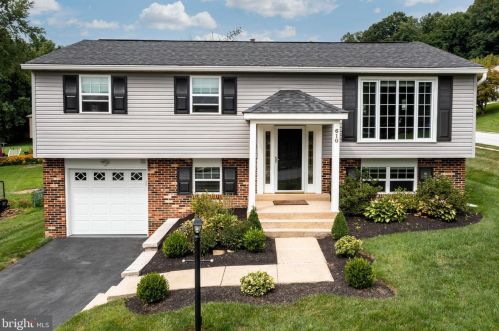 610 Norma Dr, Downingtown, PA 19372-1212